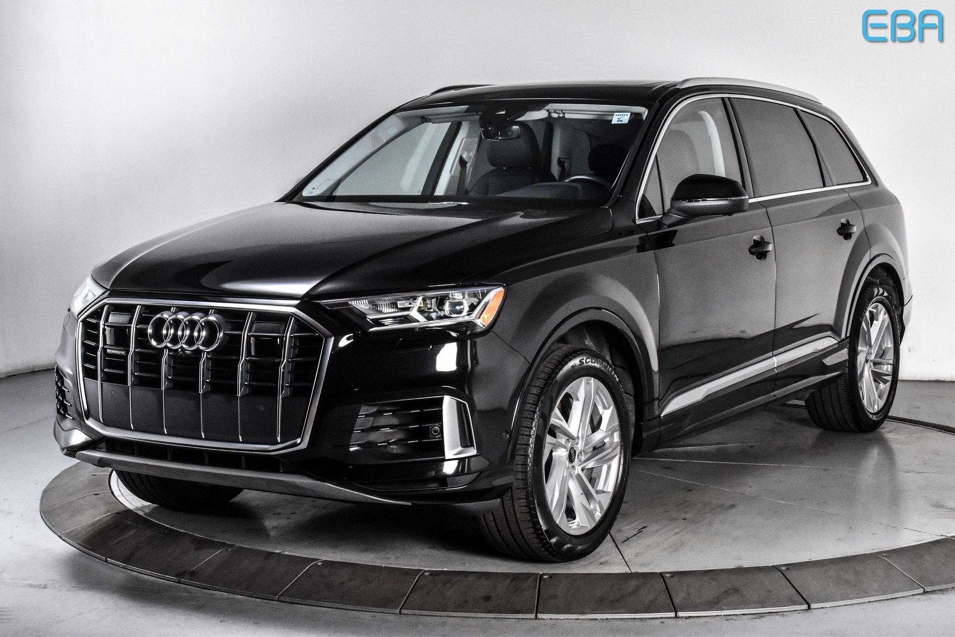 2022 Audi Q7 55 Premium Plus photo 2