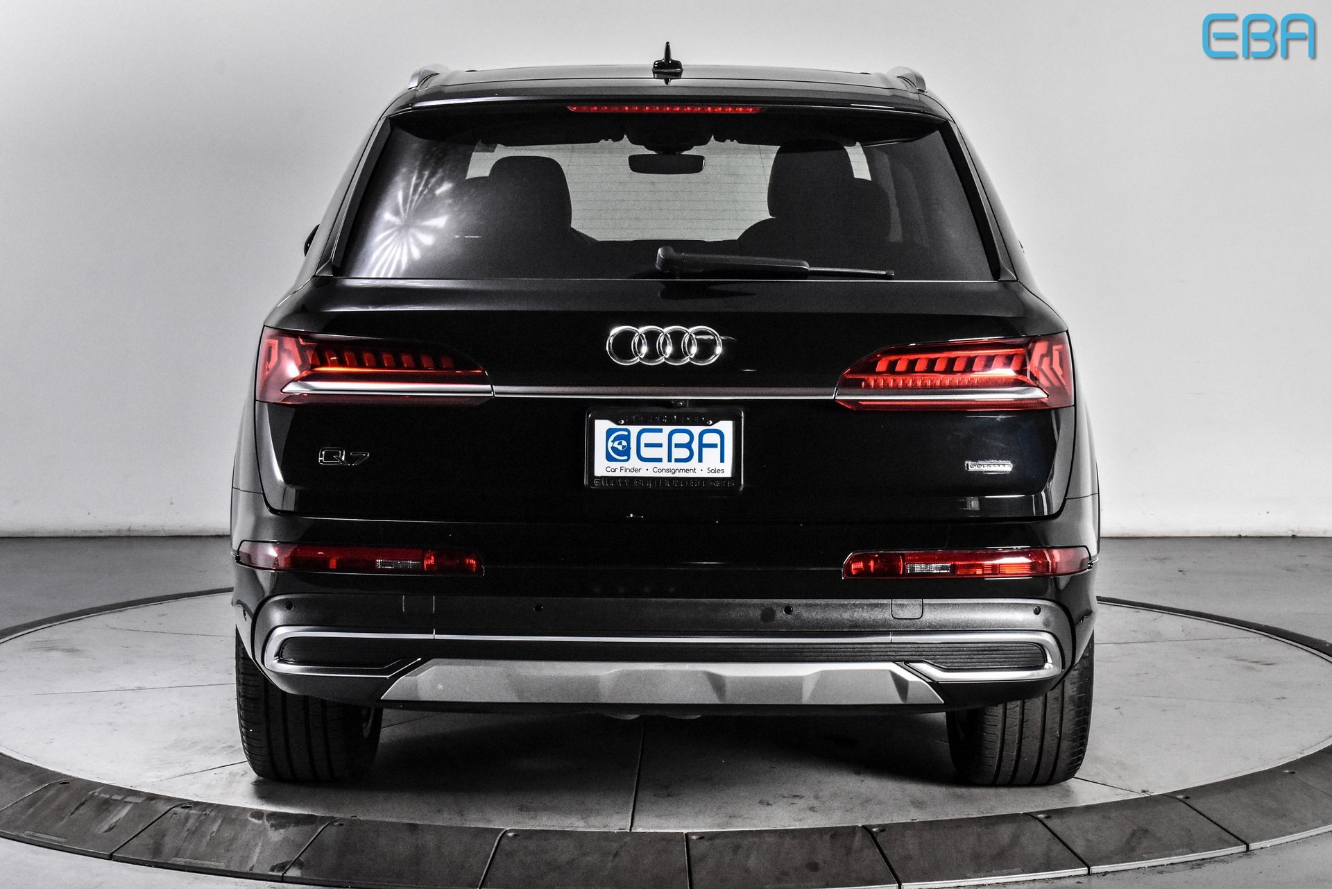 2022 Audi Q7 55 Premium Plus photo 5