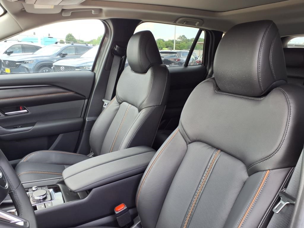 2025 Mazda CX-50 Hybrid Premium Plus - 4