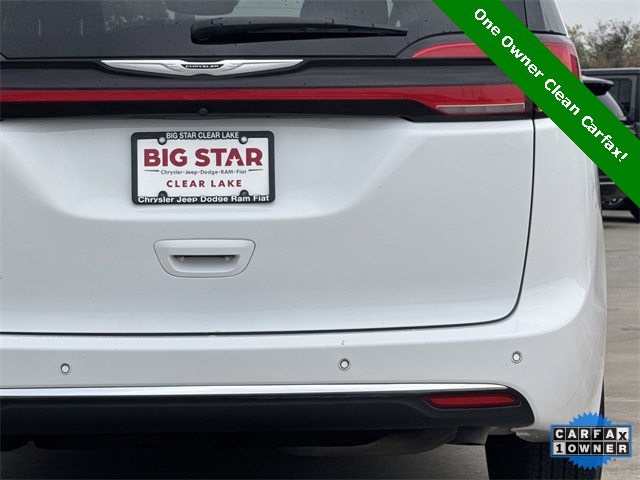 2024 Chrysler Pacifica Touring L - 9