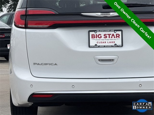 2024 Chrysler Pacifica Touring L - 10