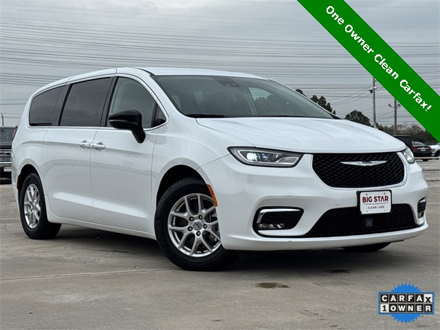 2024 Chrysler Pacifica Touring L - 1