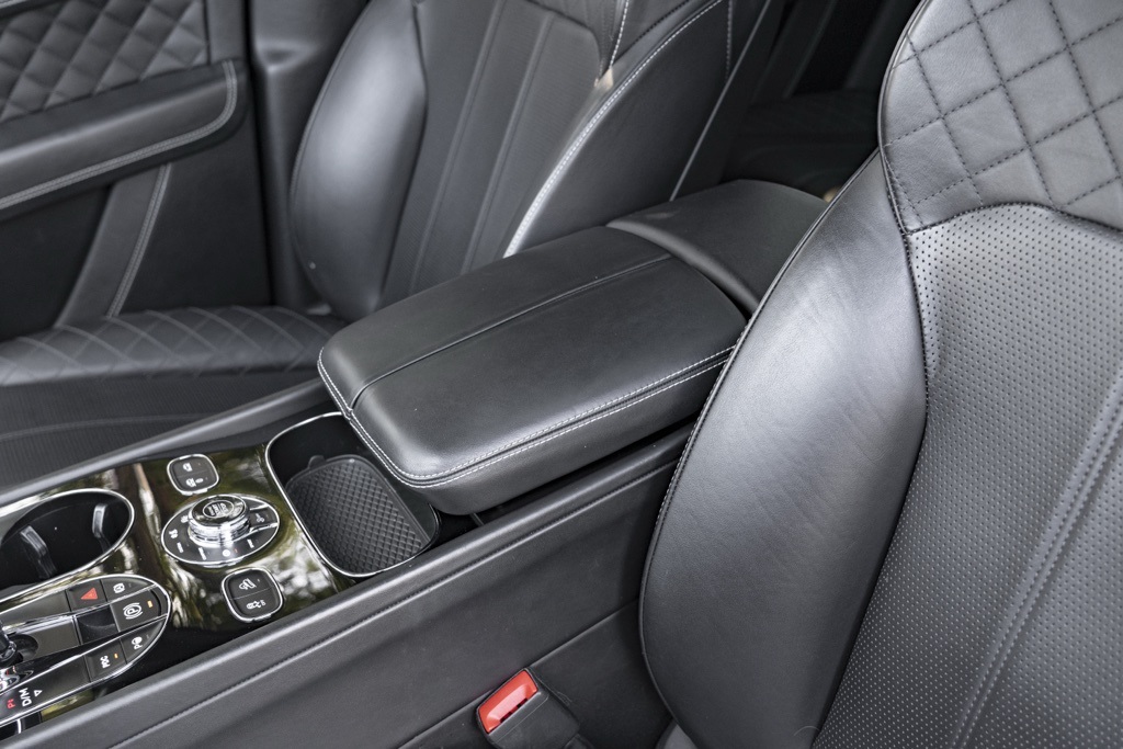 2018 Bentley Bentayga W12 - Photo 13