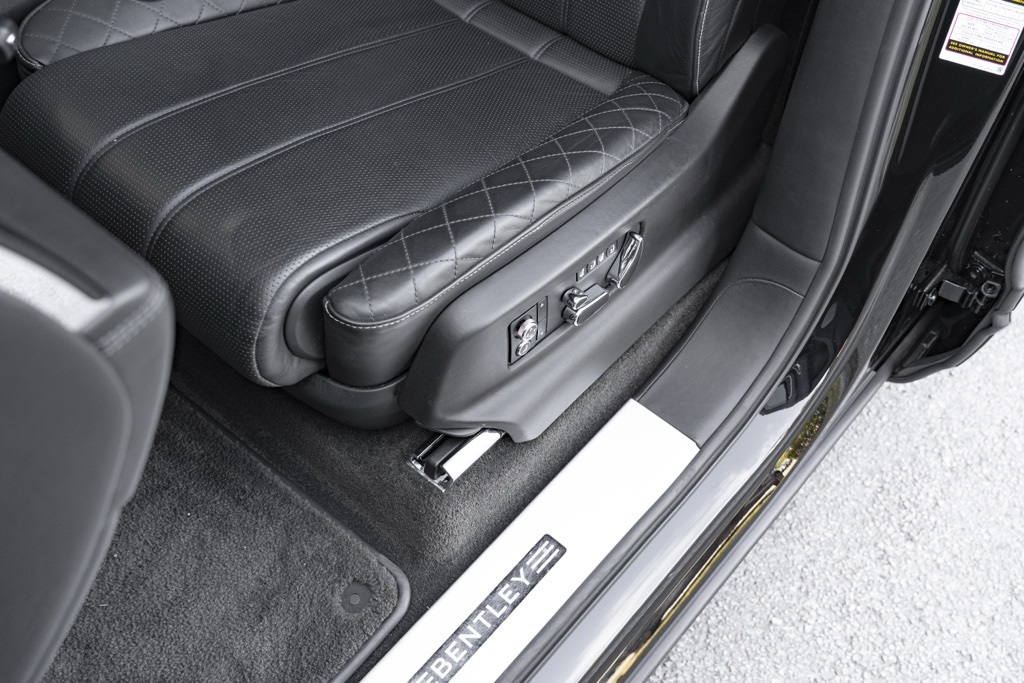 2018 Bentley Bentayga W12 - Photo 15