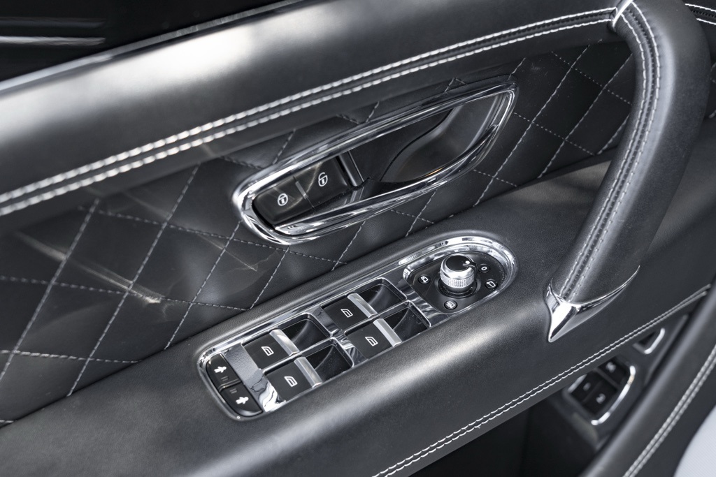 2018 Bentley Bentayga W12 - Photo 18