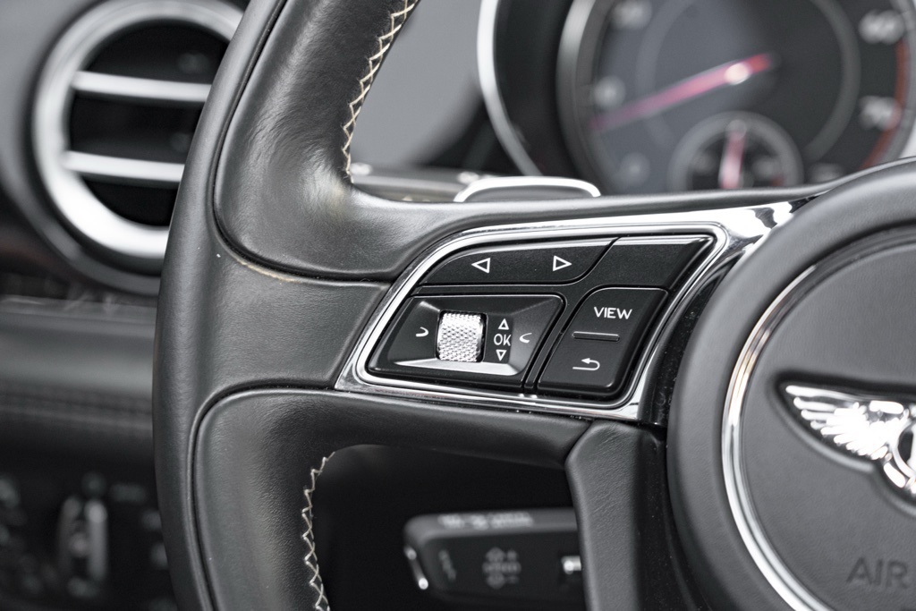 2018 Bentley Bentayga W12 - Photo 22