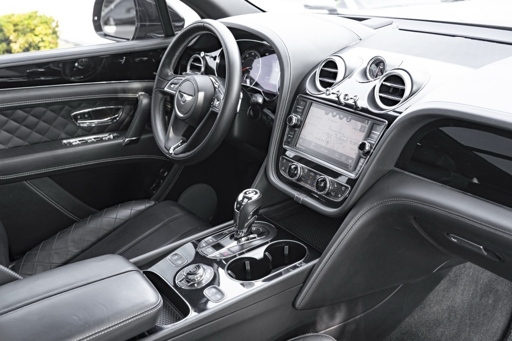2018 Bentley Bentayga W12 - Photo 38