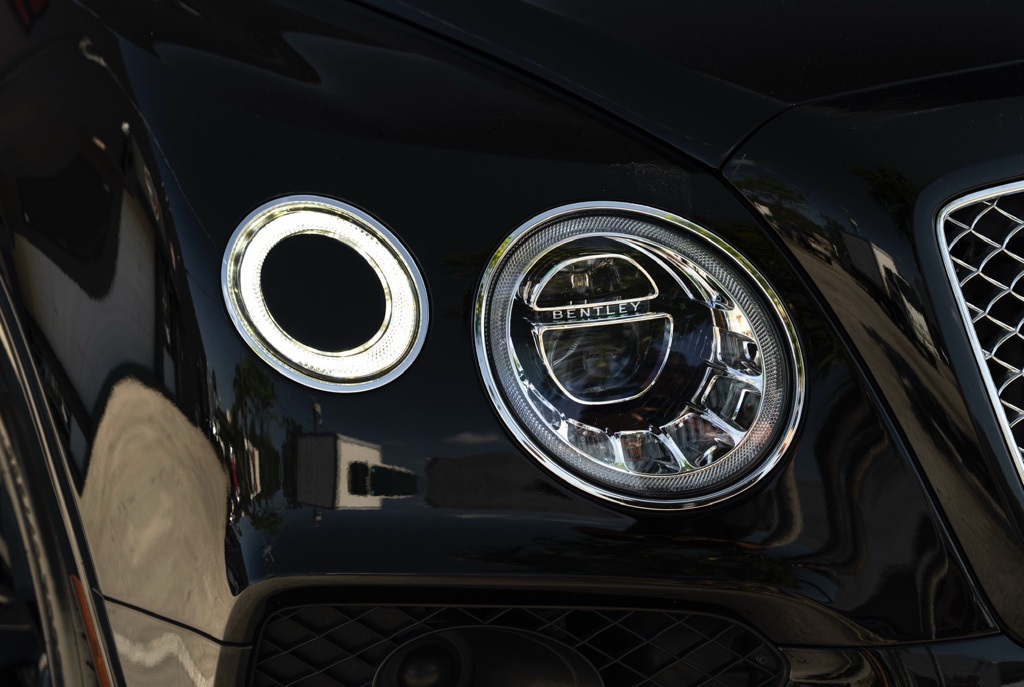 2018 Bentley Bentayga W12 - Photo 54