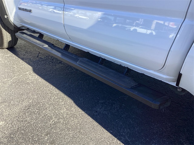 Used Car 2024 Toyota Tacoma  Sr5 For Sale Under $35,000 In San Antonio, Texas