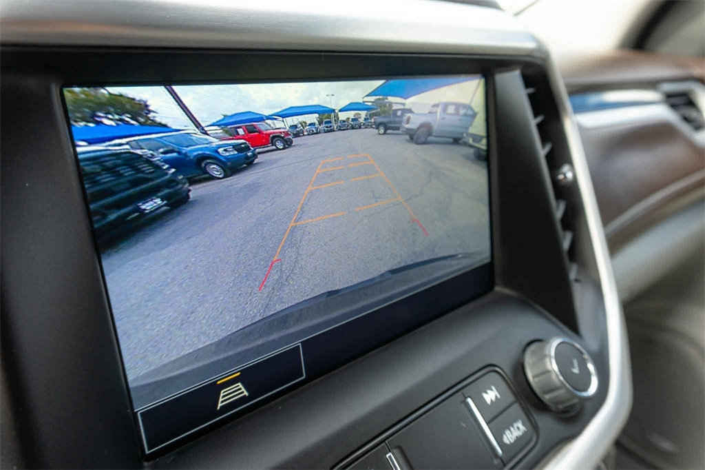 Used Car 2023 Gmc Acadia  Slt For Sale Under $30,000 In San Marcos, Texas