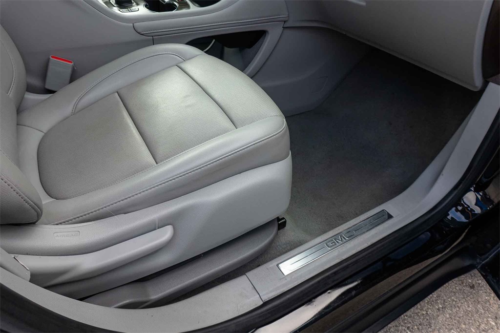 Used Car 2023 Gmc Acadia  Slt For Sale Under $30,000 In San Marcos, Texas