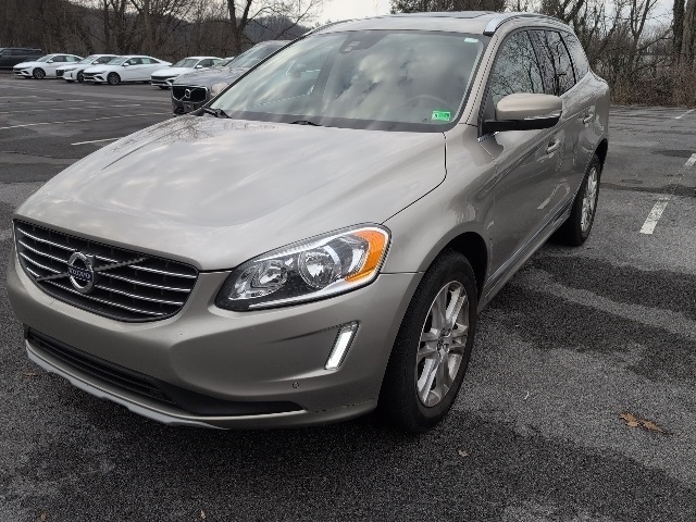 2016 Volvo XC60 T5 Drive-E Premier FWD