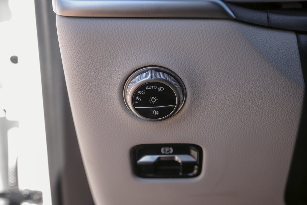 Used Car 2025 Mercedes-benz Glc  Glc 300 For Sale Under $50,000 In Austin, Texas