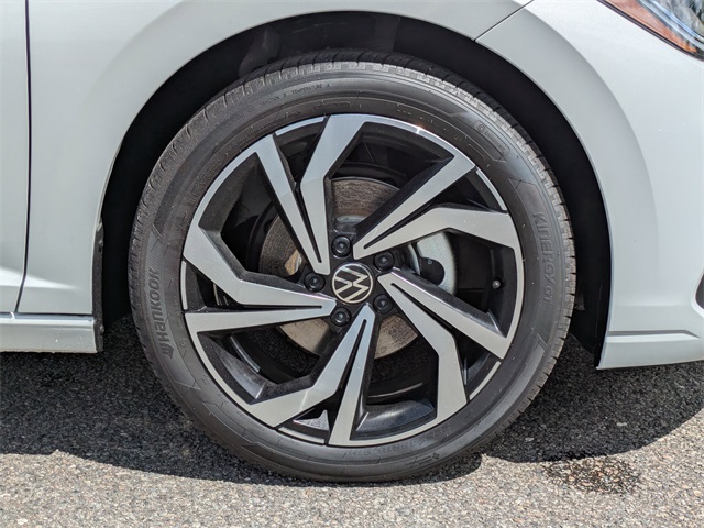 2025 Volkswagen Jetta 1.5T SEL - 10