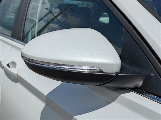 2025 Volkswagen Jetta 1.5T SEL - 11