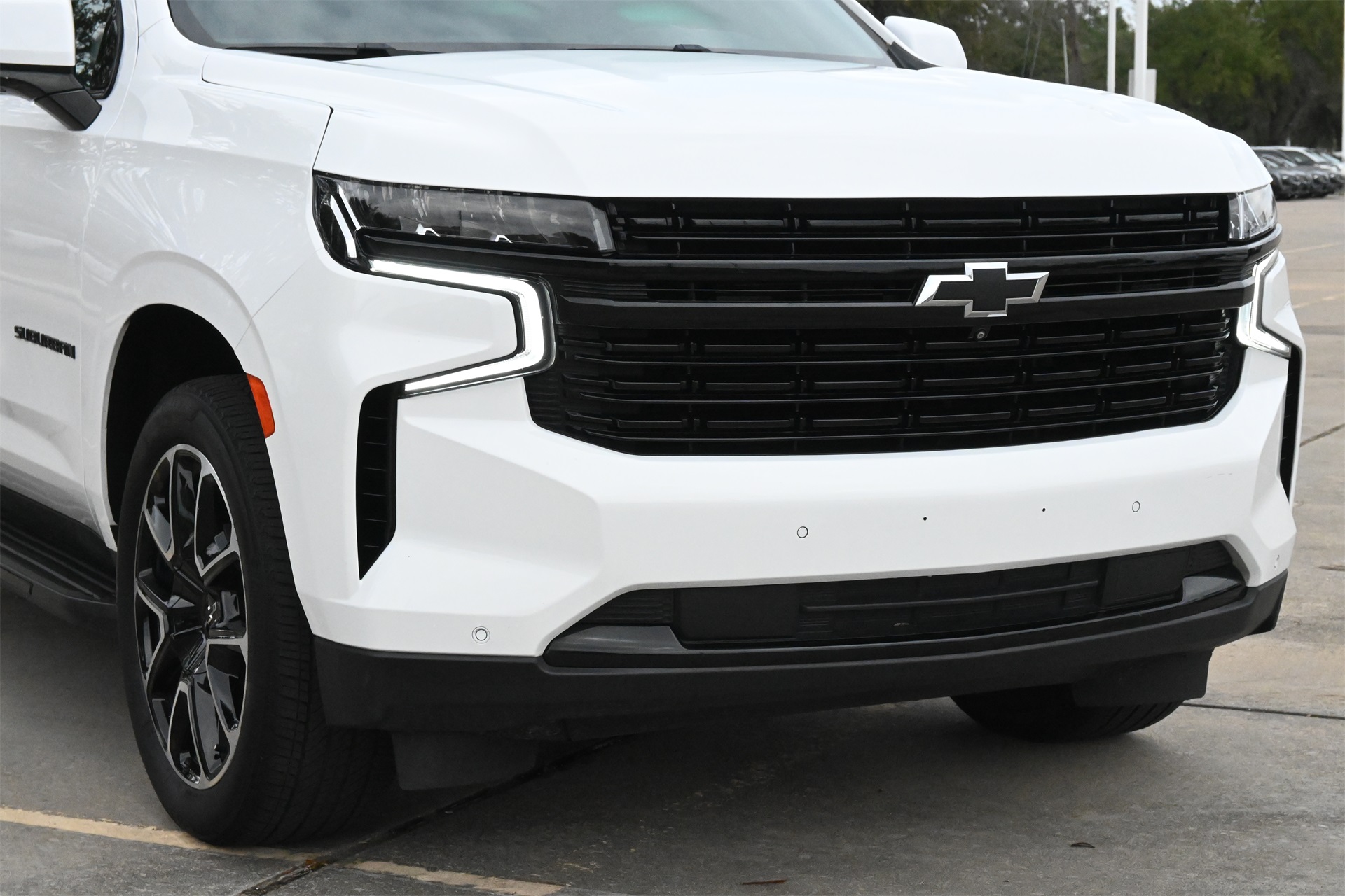 2023 Chevrolet Suburban RST White at Bayway Cadillac of The Woodlands