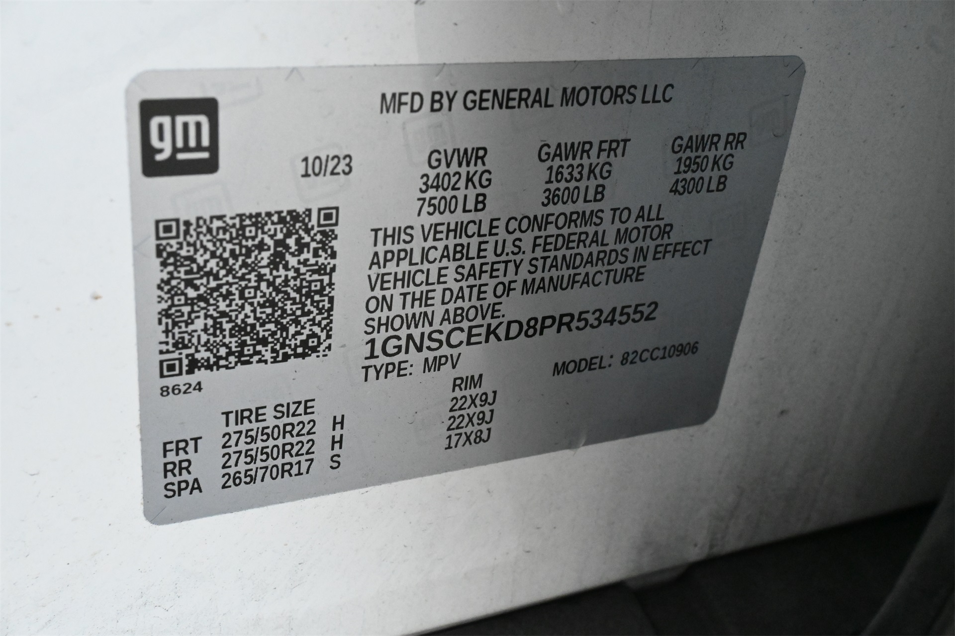 2023 Chevrolet Suburban RST White at Bayway Cadillac of The Woodlands