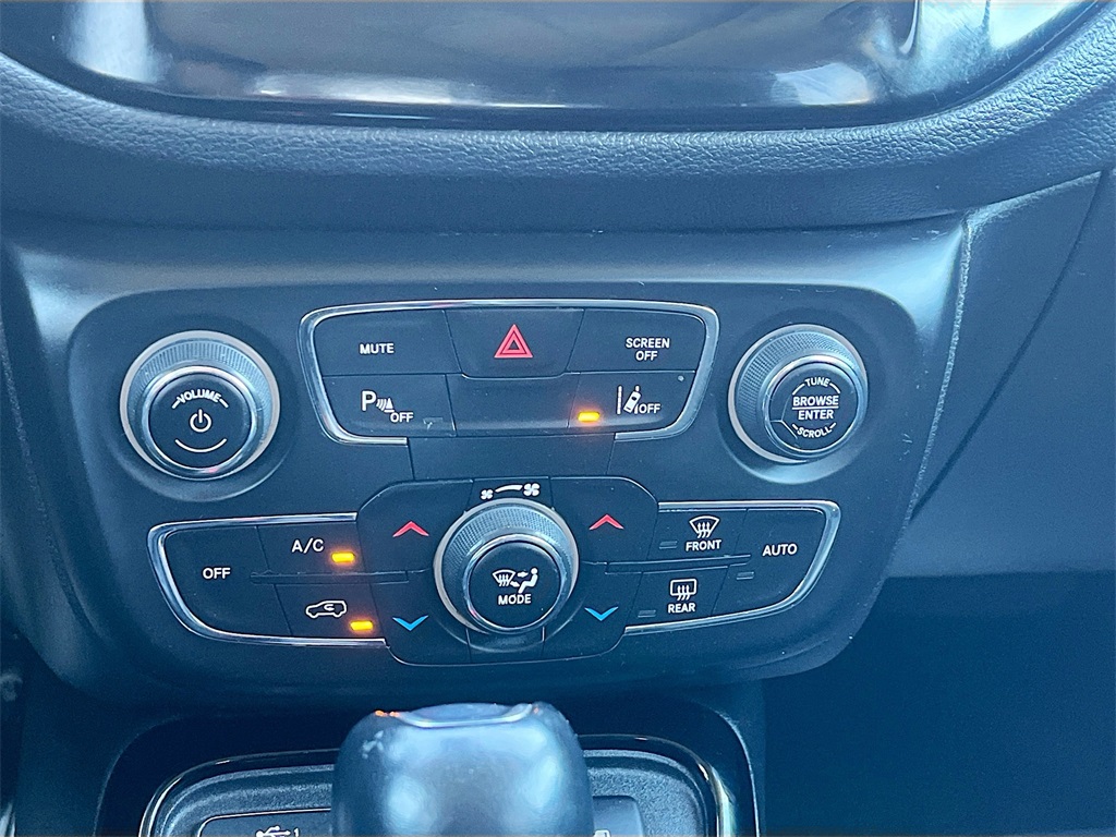 2021 Jeep Compass Altitude Red at South Houston Nissan