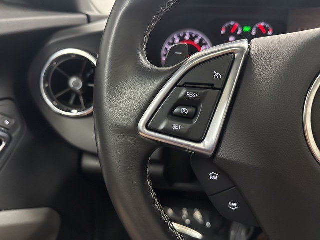 2021 Chevrolet Camaro 1LT photo 17