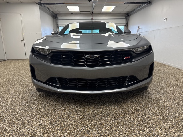 2021 Chevrolet Camaro 1LT photo 2