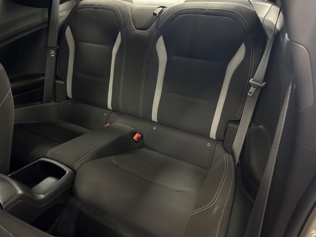 2021 Chevrolet Camaro 1LT photo 8