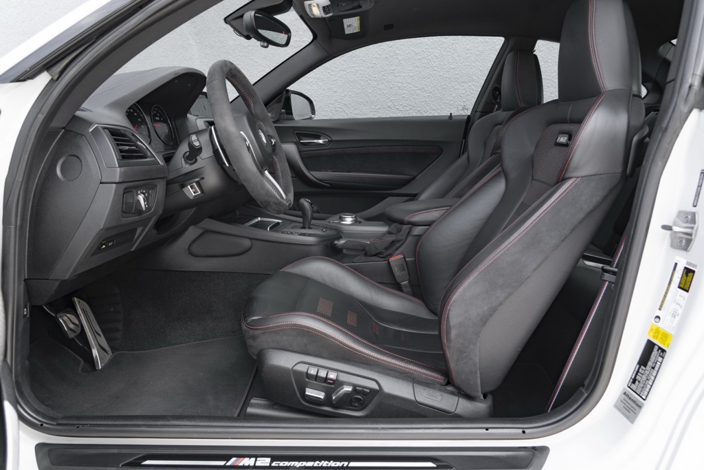 2020 BMW M2 Competition - Photo 18