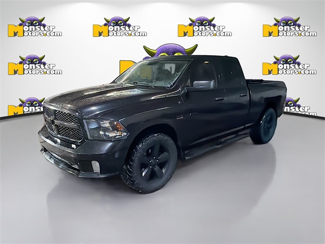 2017 RAM 1500 Express Quad Cab 4WD