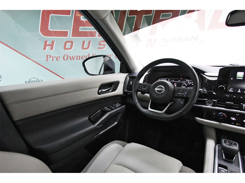 2022 Nissan Pathfinder SL Gray at Baytown Hyundai