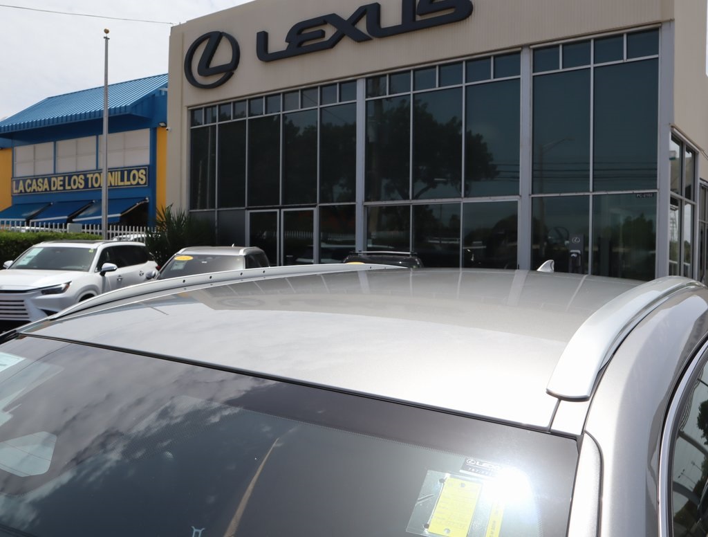 Thumbnail: 2025 Lexus UX - 12