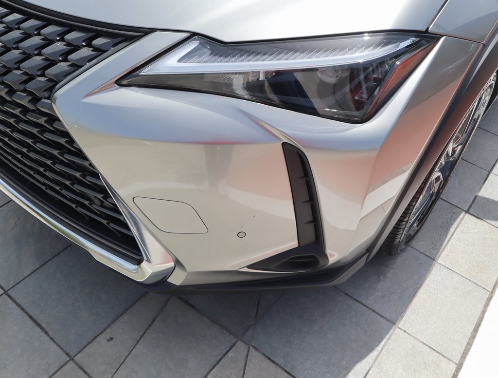 Thumbnail: 2025 Lexus UX - 17