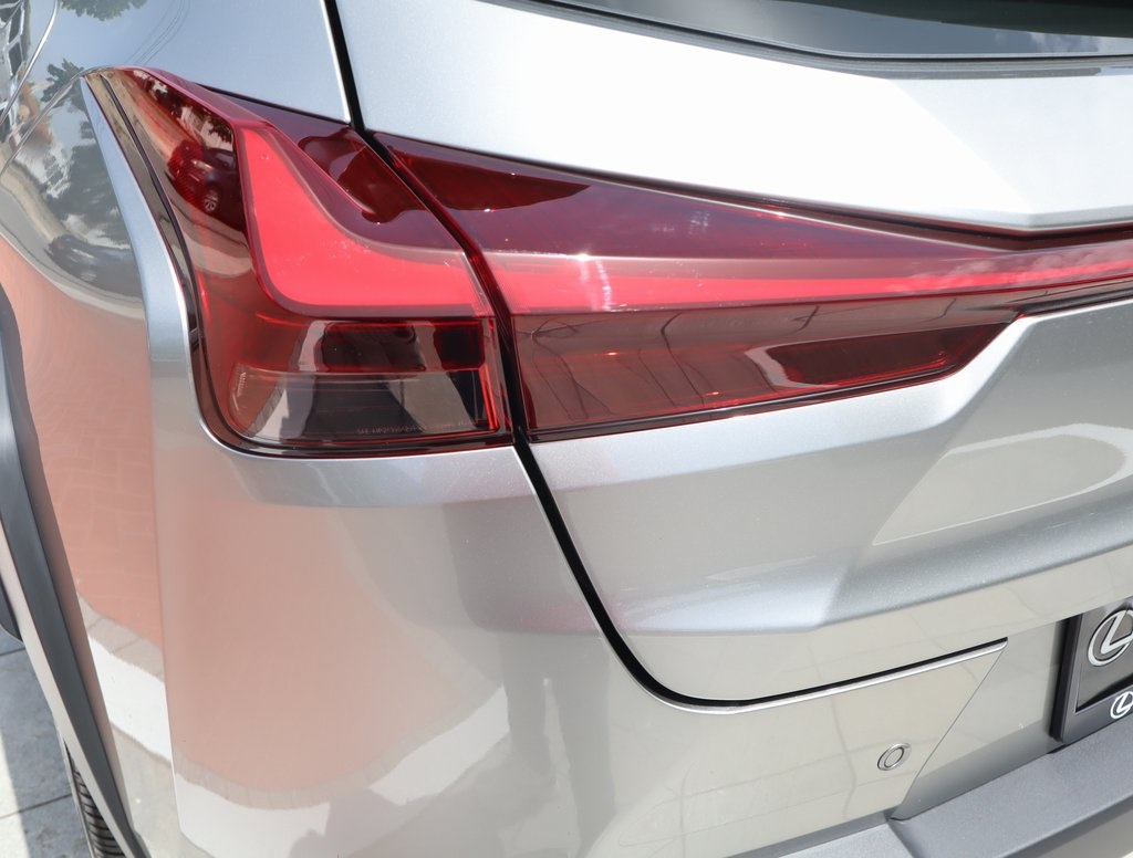 Thumbnail: 2025 Lexus UX - 20