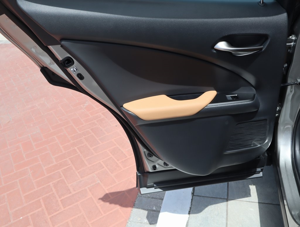 Thumbnail: 2025 Lexus UX - 24