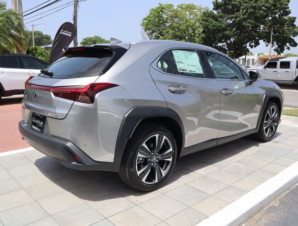Thumbnail: 2025 Lexus UX - 5