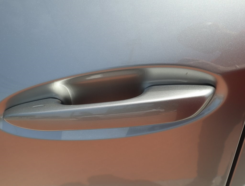 Thumbnail: 2025 Lexus UX - 9