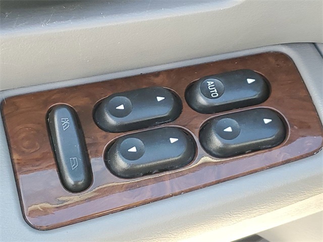 Used 2005 Mercury Sable For Sale in Livonia, MI