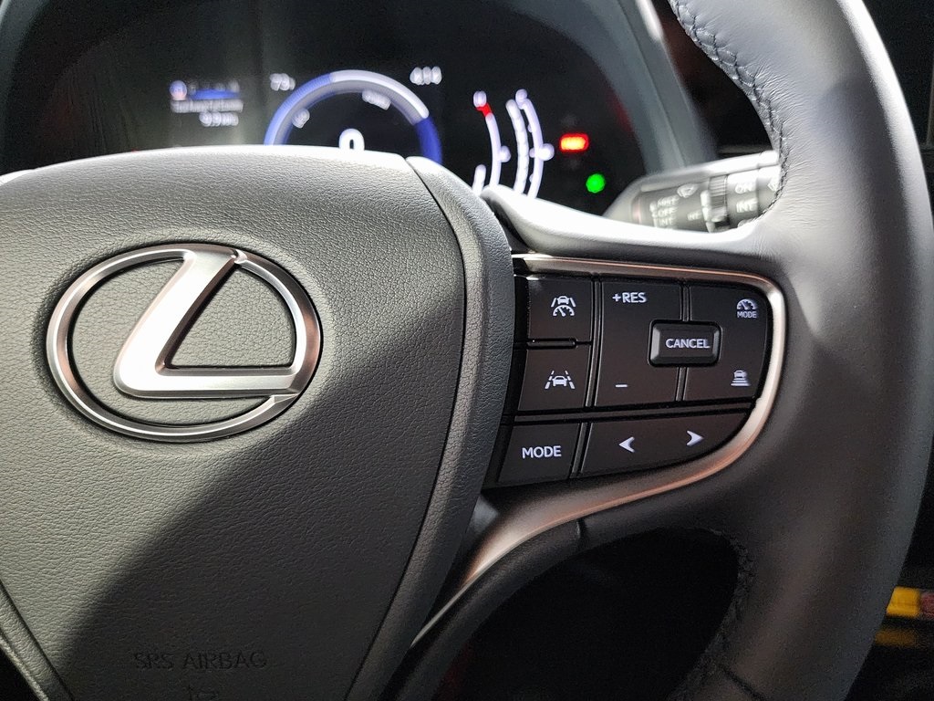 Thumbnail: 2025 Lexus UX - 17