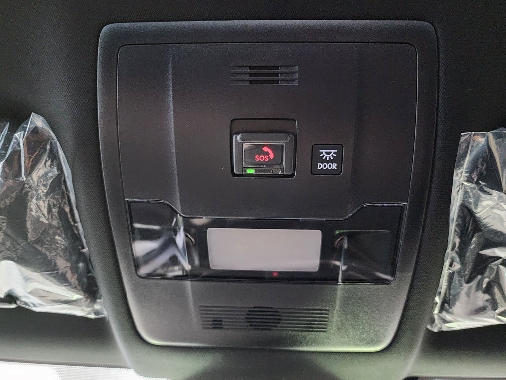 Thumbnail: 2025 Lexus UX - 19