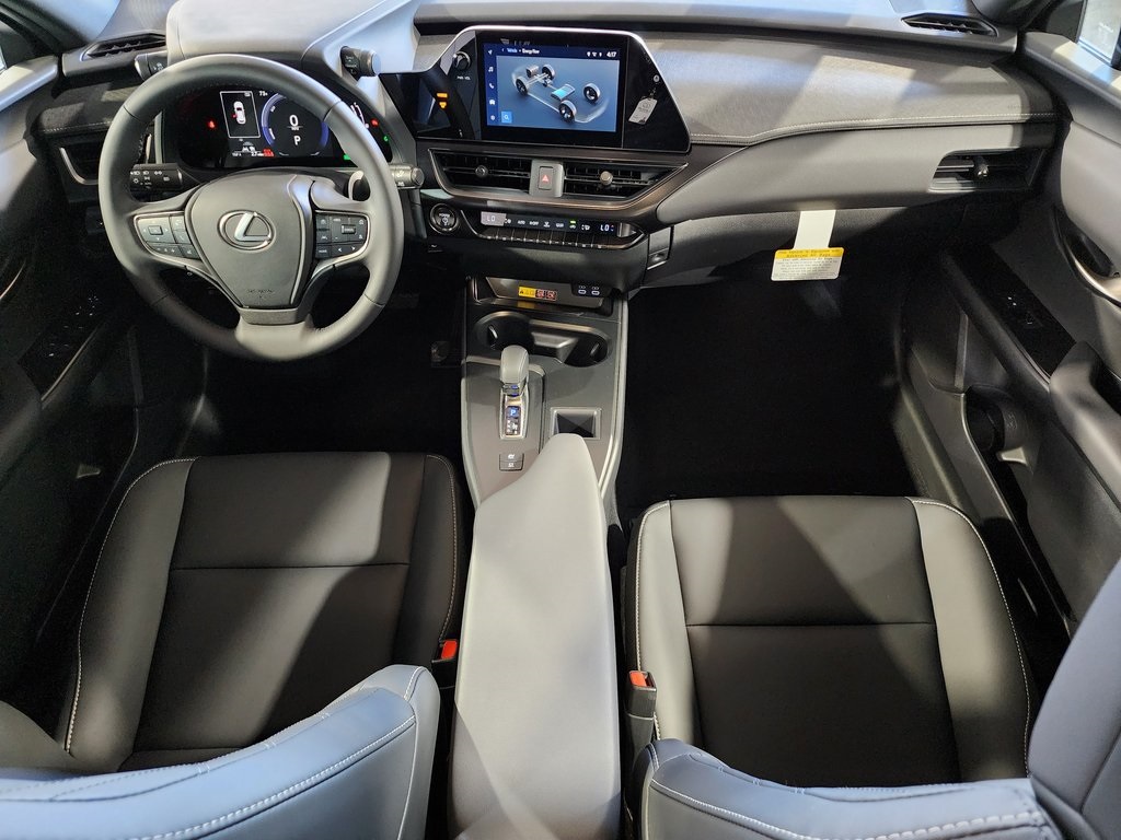 Thumbnail: 2025 Lexus UX - 30