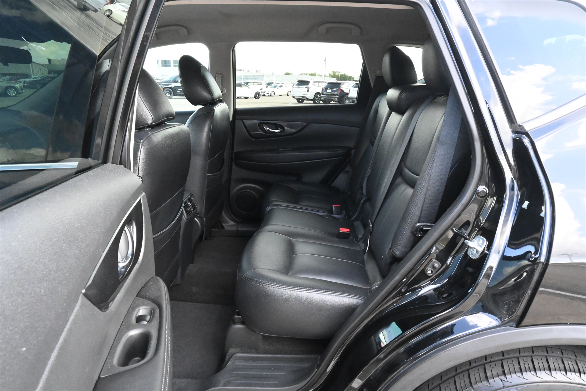 2018 Nissan Rogue SV Black at Central Houston Nissan