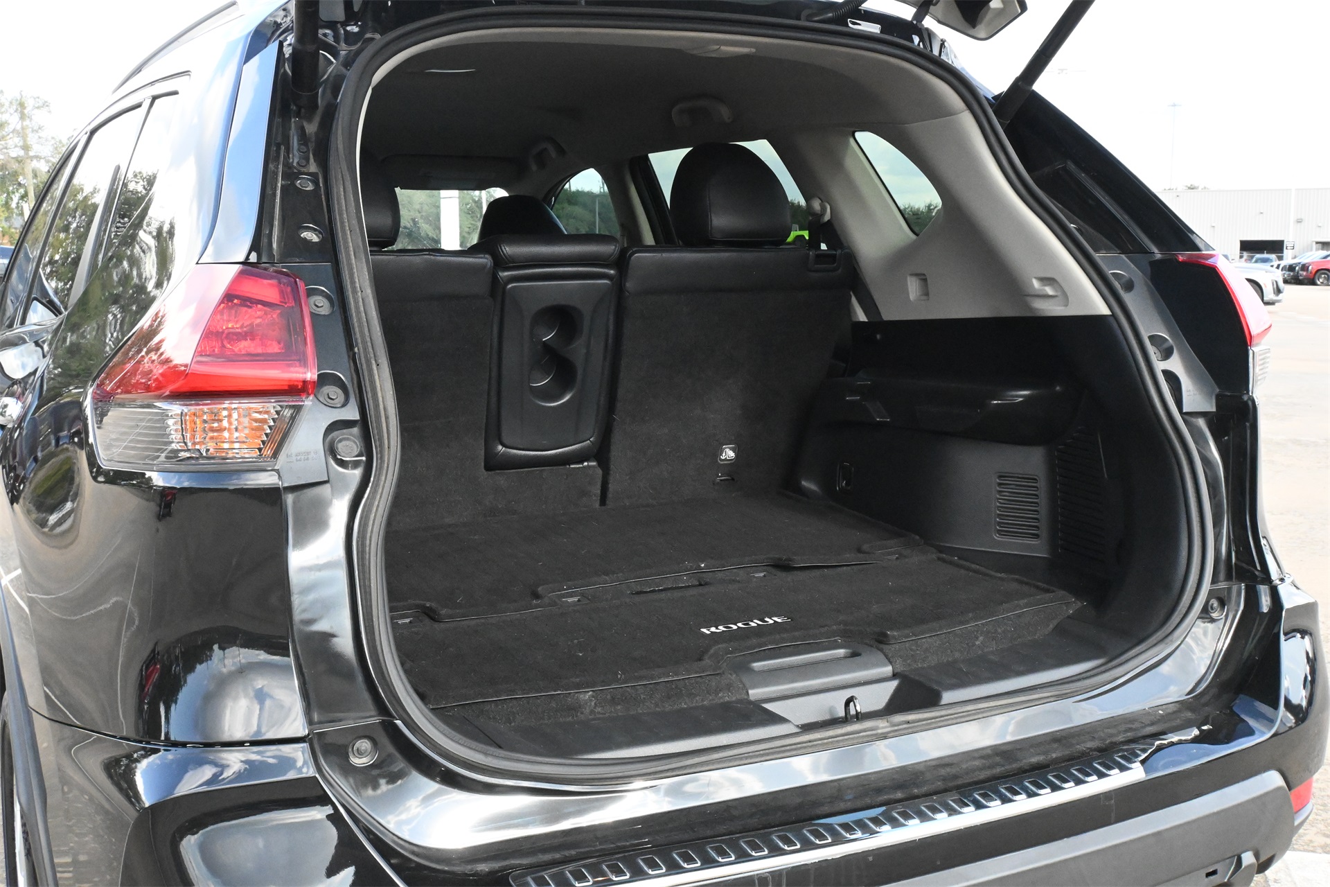 2018 Nissan Rogue SV Black at Central Houston Nissan