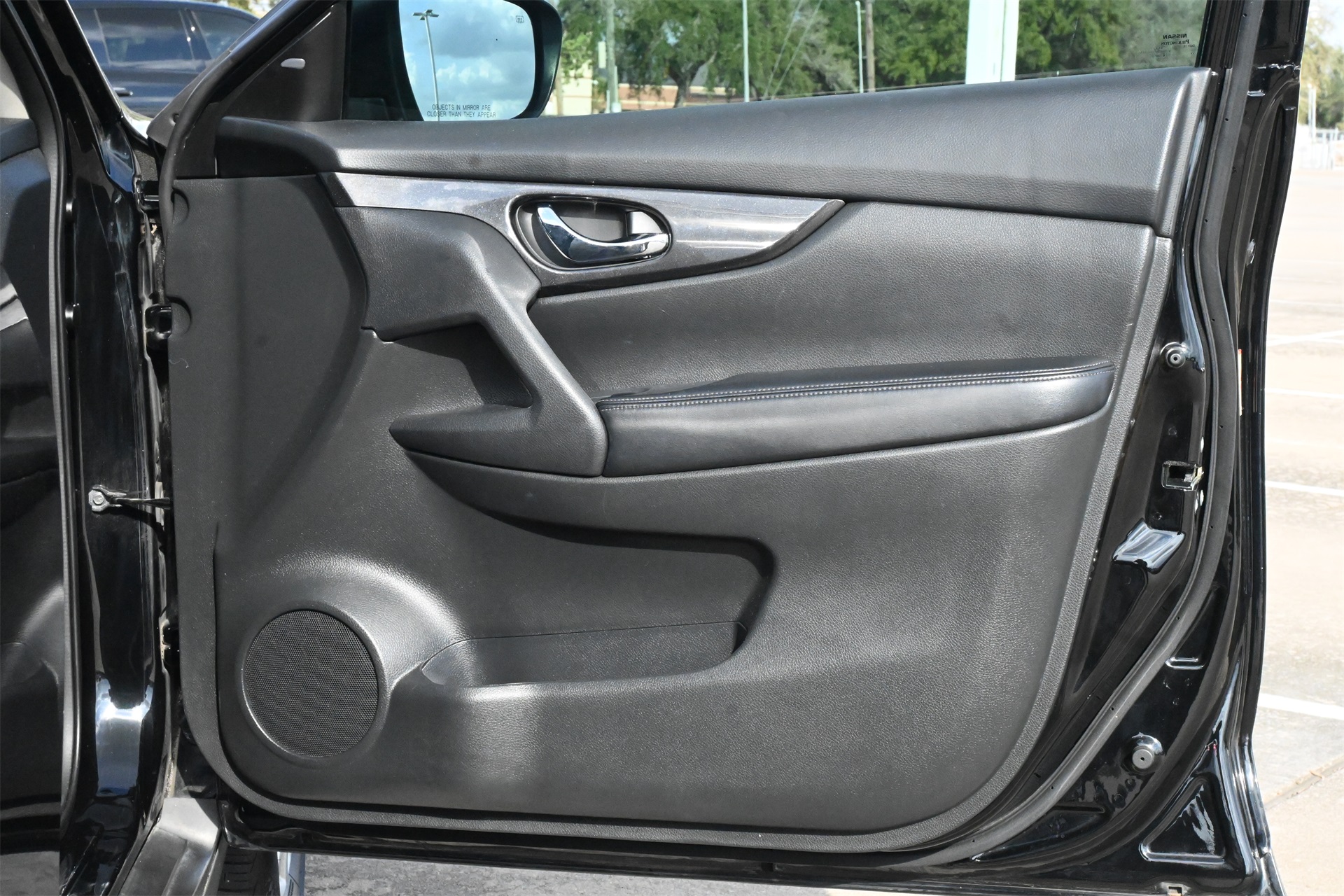 2018 Nissan Rogue SV Black at Central Houston Nissan