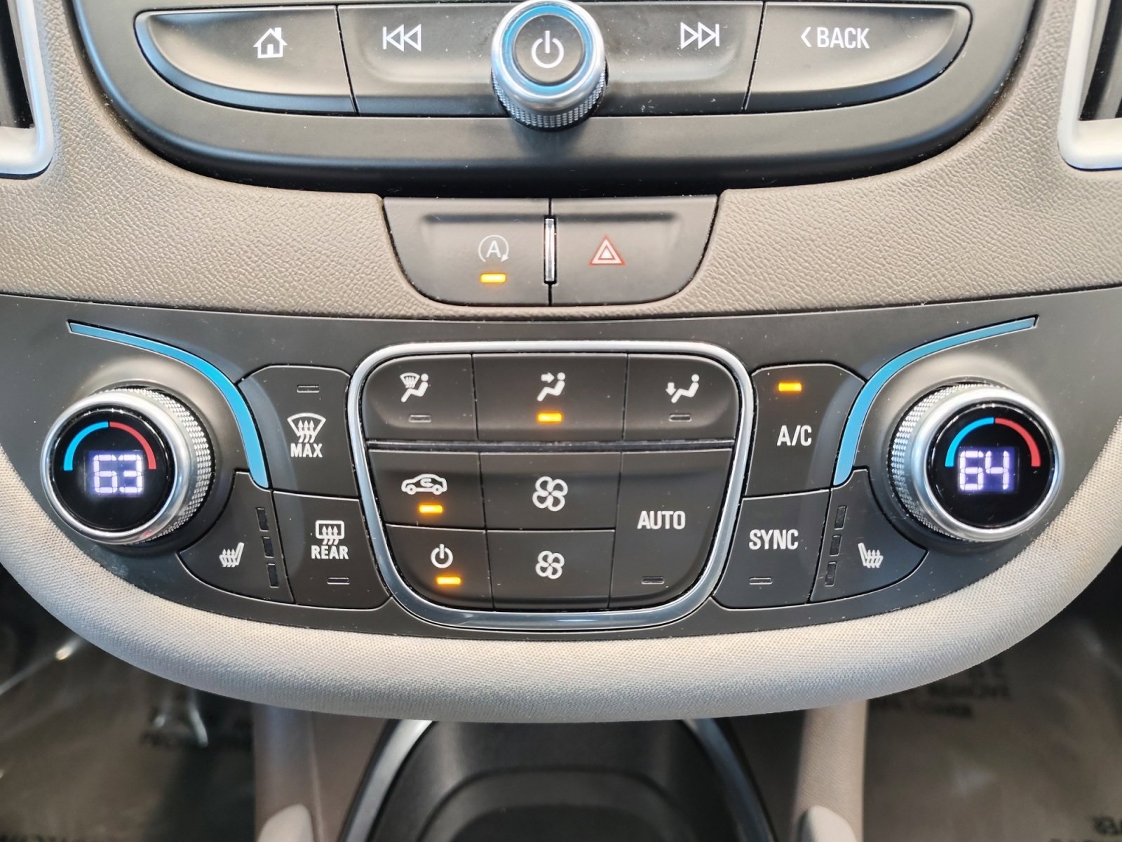 Used Car 2022 Chevrolet Malibu  Lt For Sale Under $20,000 In San Antonio, Texas