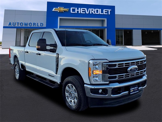 2023 Ford F-250 Super Duty XLT Crew Cab 4WD
