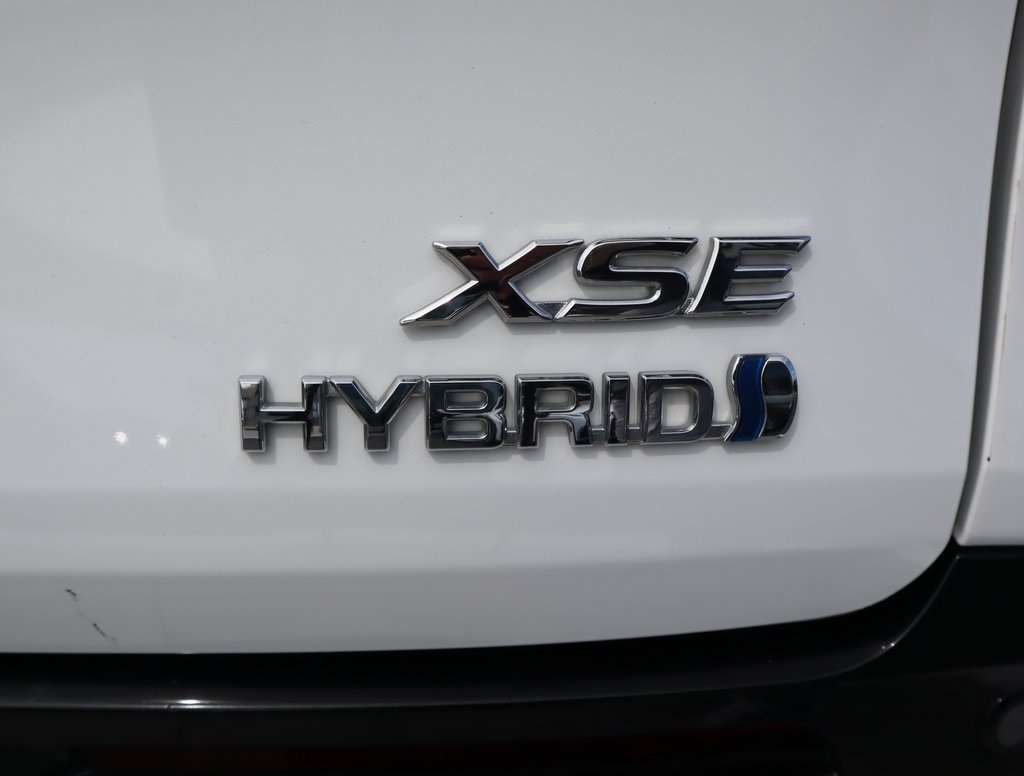 Thumbnail: 2022 Toyota Sienna - 17