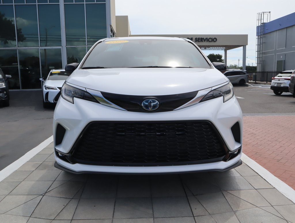 Thumbnail: 2022 Toyota Sienna - 2