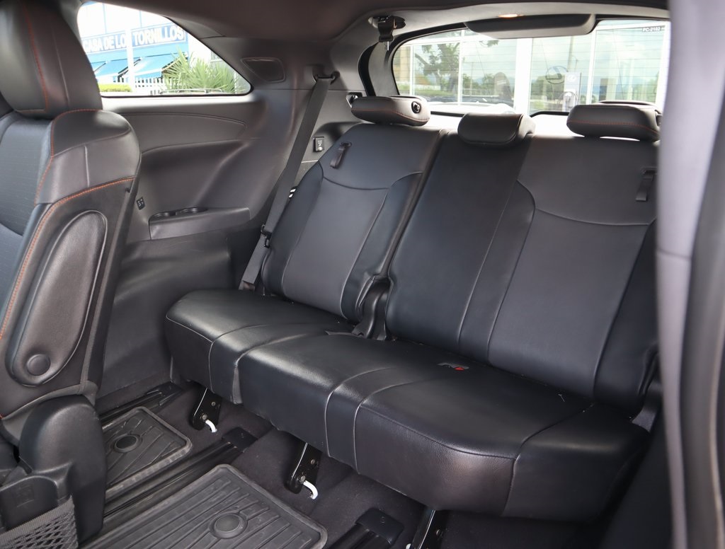 Thumbnail: 2022 Toyota Sienna - 32