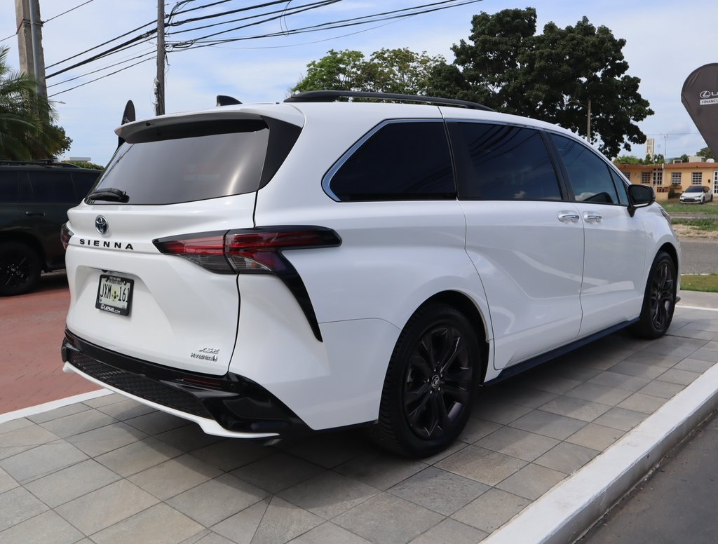 Thumbnail: 2022 Toyota Sienna - 5
