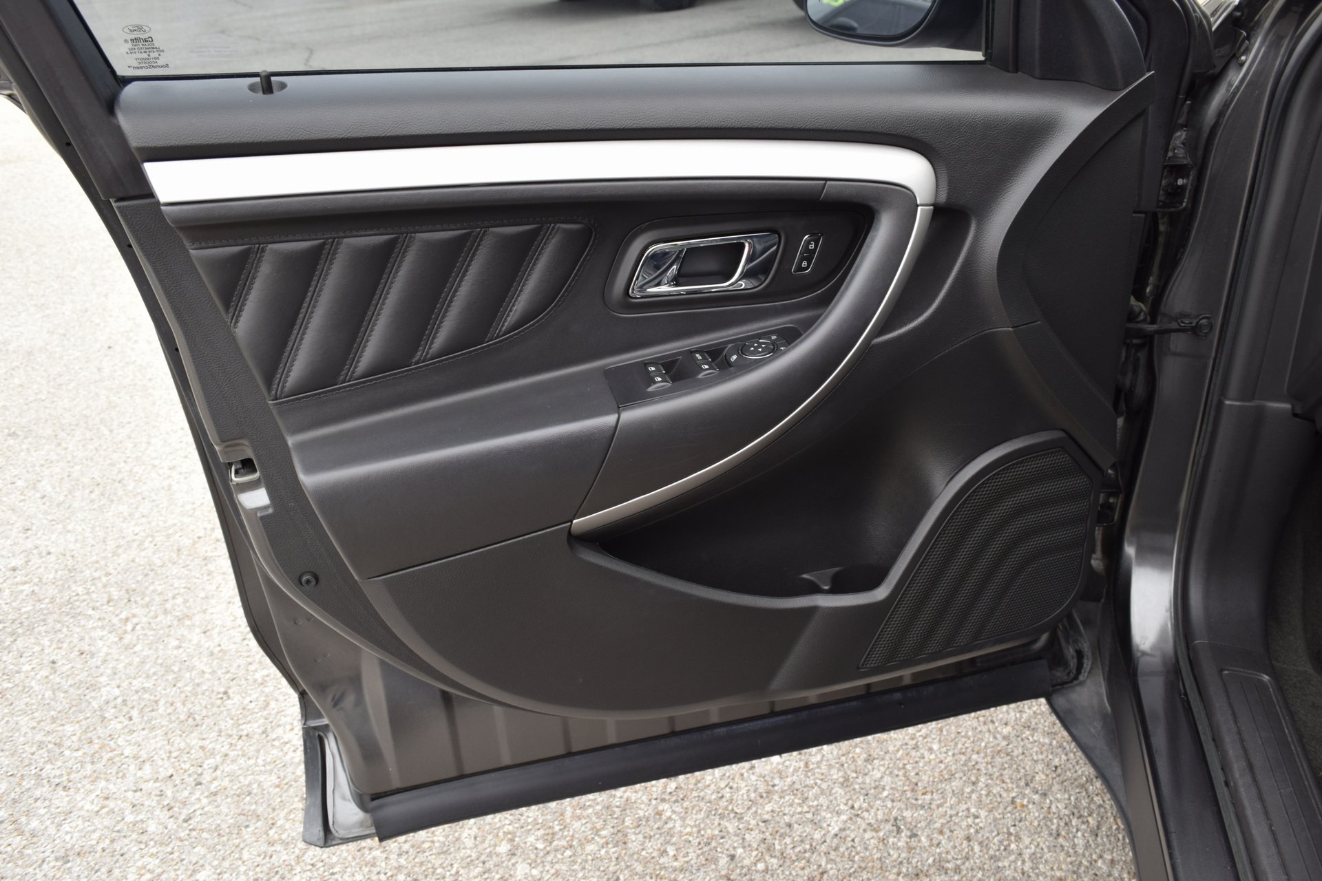 2018 Ford Taurus SEL Gray at Emmons Autoplex