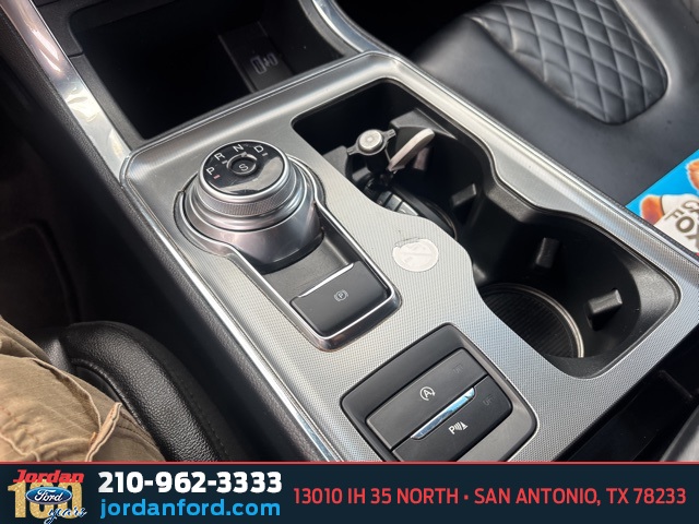 Used Car 2023 Ford Edge  Titanium For Sale Under $25,000 In San Antonio, Texas