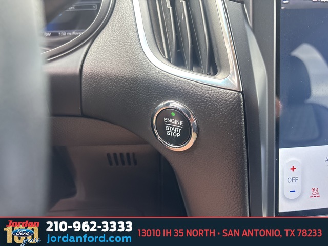 Used Car 2023 Ford Edge  Titanium For Sale Under $25,000 In San Antonio, Texas